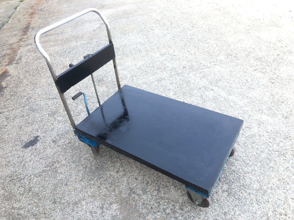 DANDY （ダンディ） 800kg 油圧式リフター台車を売った場合の相場や事例