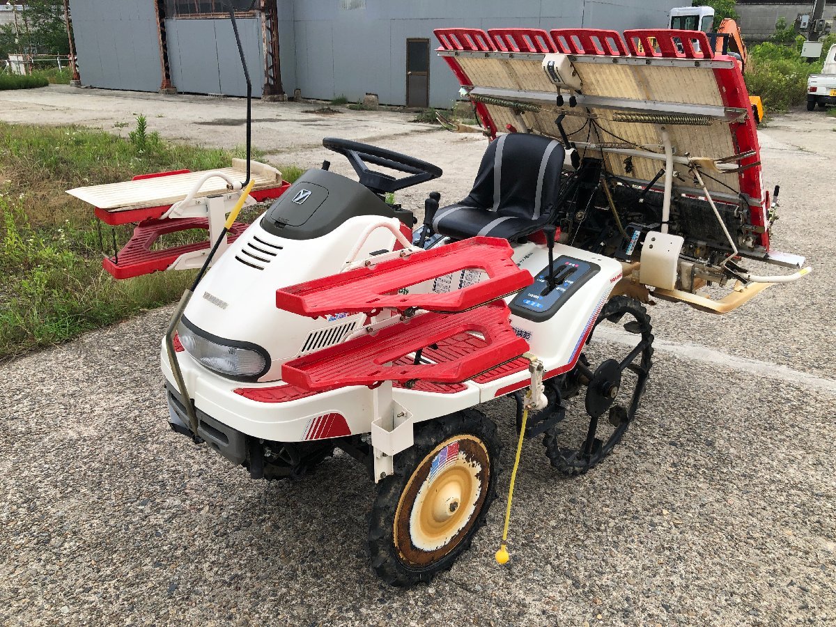 YANNMAR (ヤンマー) 田植え機 RR400を売った場合の相場や事例